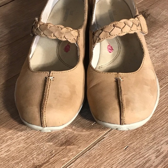 Ros Hommerson Camry Tan Suede‎ Mary Jane Flat - Picture 6 of 16